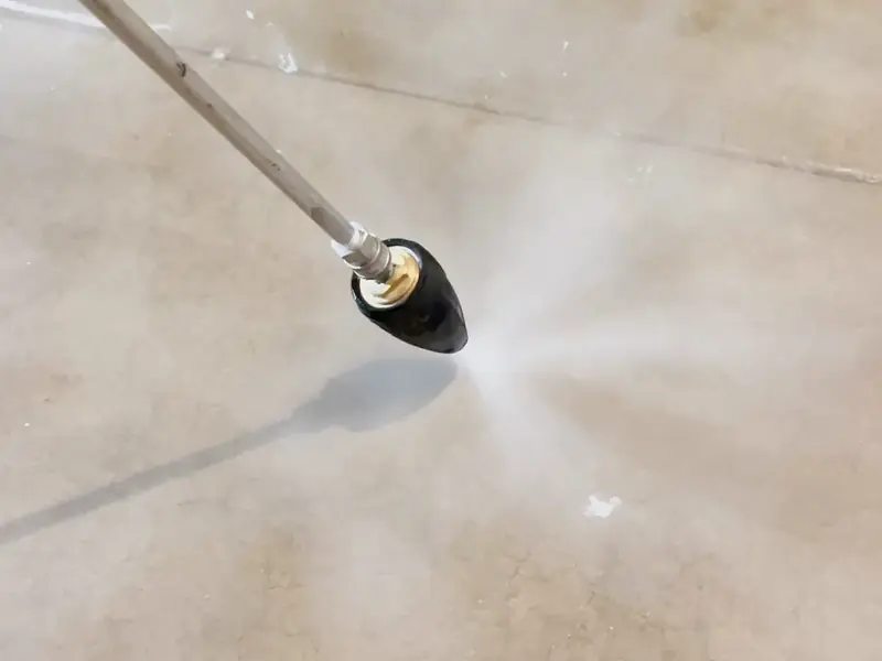 Gum Removal for commercial property in metro Atlanta